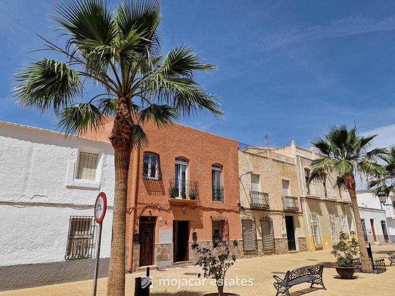 Lantställe för korttidshyra i Turre, Almería