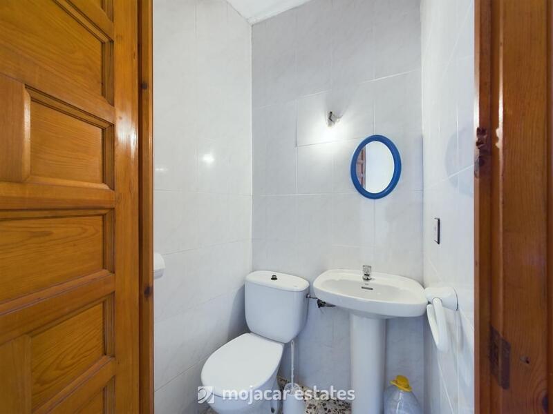 2 bedroom Townhouse for sale