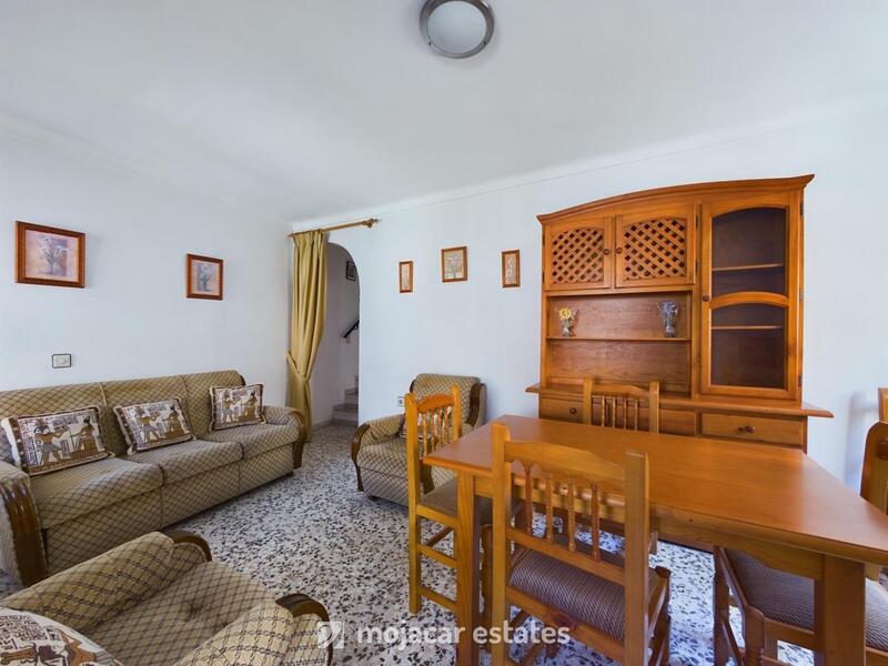 2 bedroom Townhouse for sale