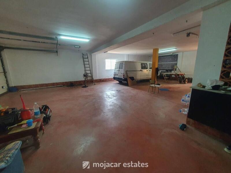 4 Cuarto Villa en venta