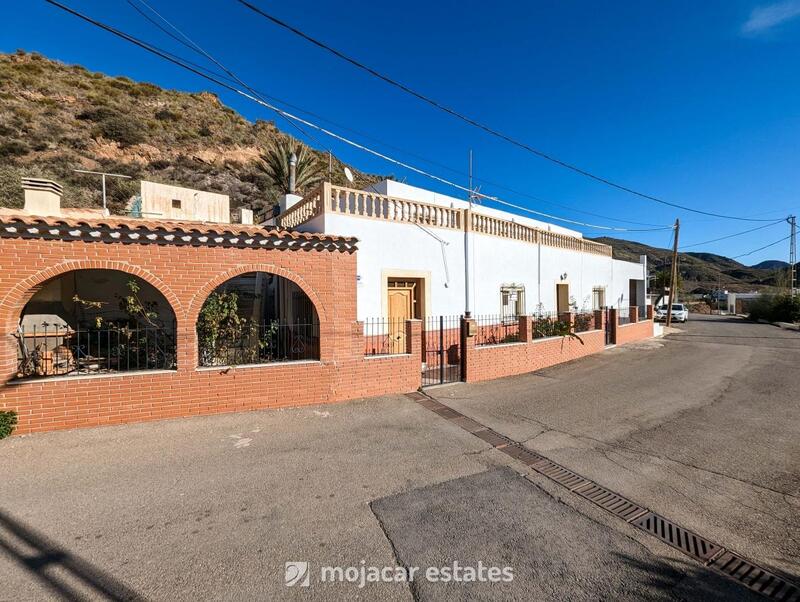 Country House for sale in Carboneras, Almería