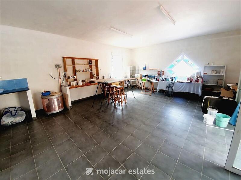 4 Cuarto Villa en venta