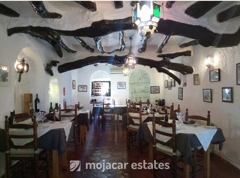 1 Cuarto Local Comercial en venta