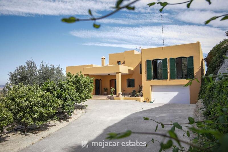 Villa for sale in Mojácar, Almería