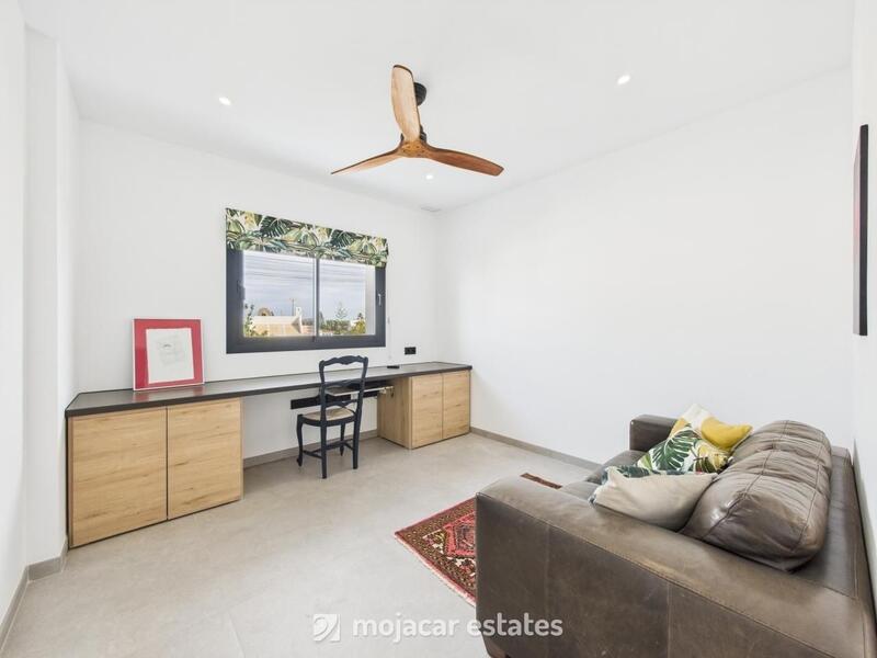 4 bedroom Villa for sale