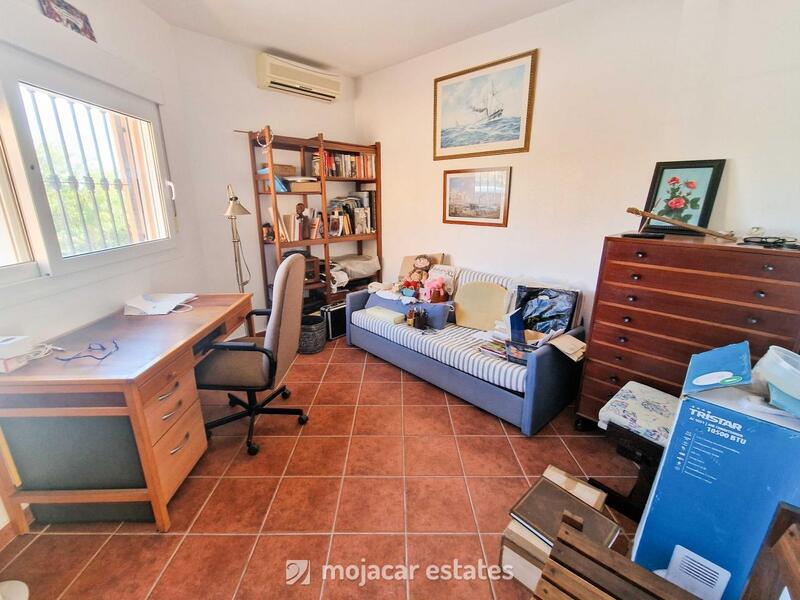 4 Schlafzimmer Villa zu verkaufen