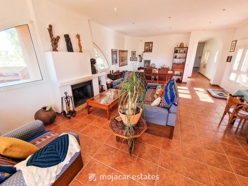 4 Schlafzimmer Villa zu verkaufen