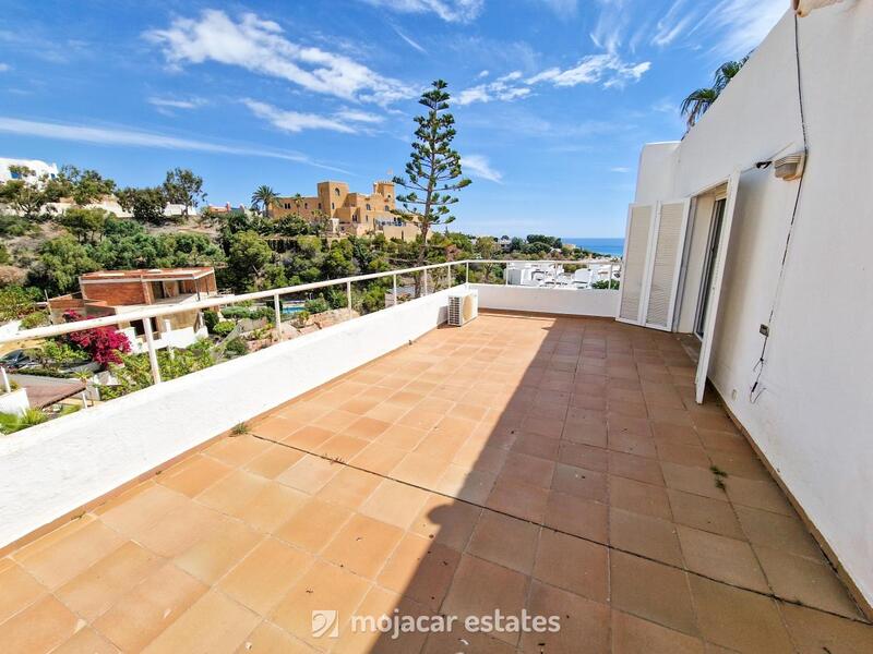 4 Cuarto Villa en venta