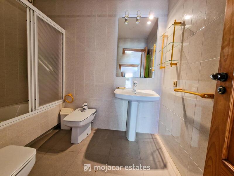 4 Cuarto Villa en venta