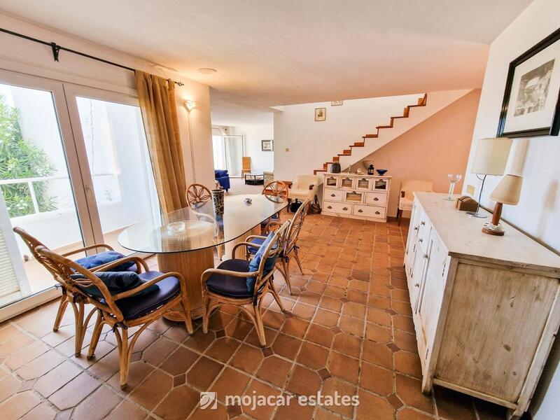 4 Cuarto Villa en venta