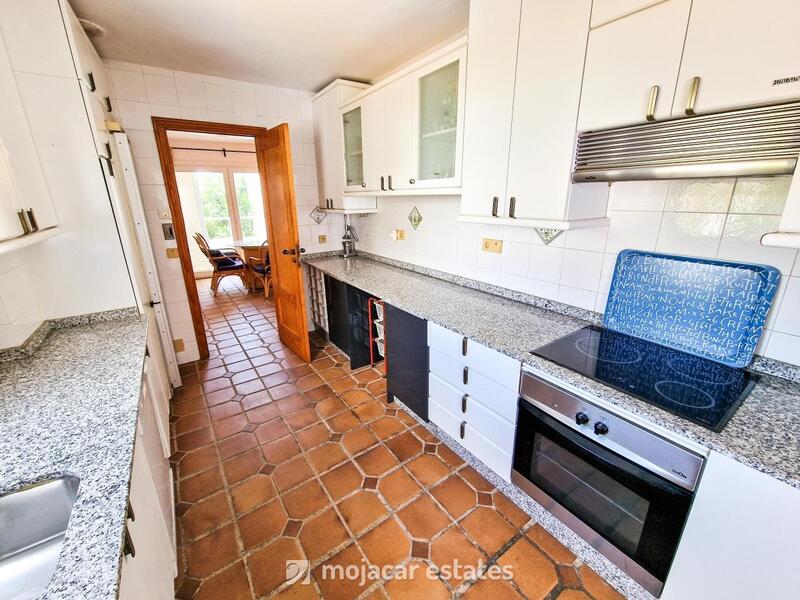 4 Cuarto Villa en venta