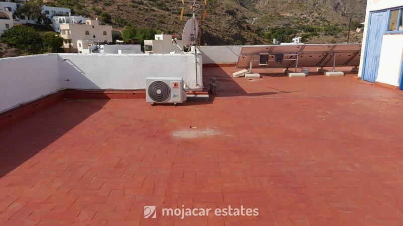 4 bedroom Apartment for sale