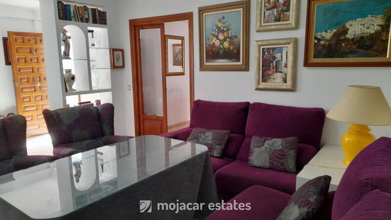 4 bedroom Apartment for sale