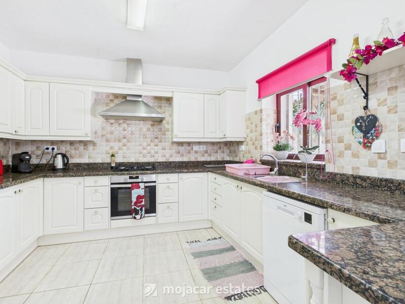 2 bedroom Villa for sale