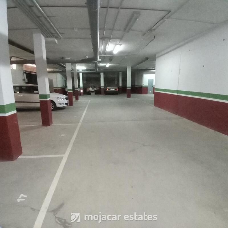 2 slaapkamer Appartement Te koop