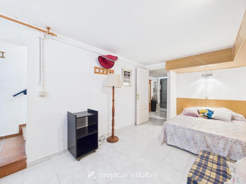 3 bedroom Townhouse for sale