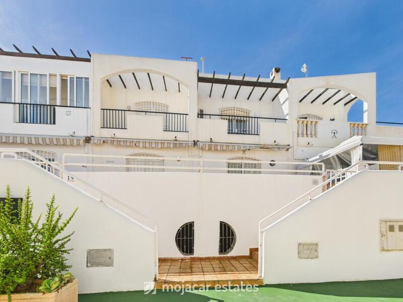 3 bedroom Townhouse for sale