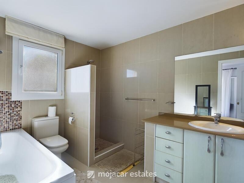 4 Cuarto Villa en venta 4 Cuarto Villa en venta
