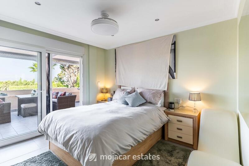 5 bedroom Villa for sale