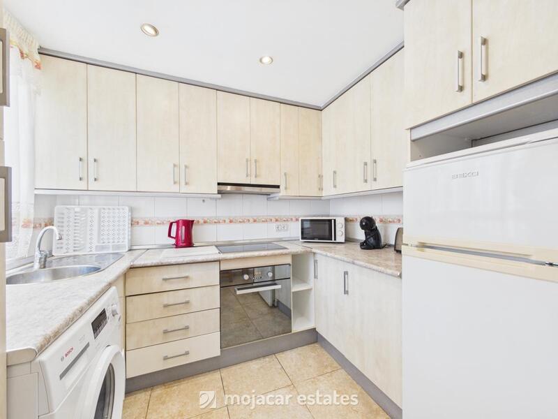 2 bedroom Townhouse for sale