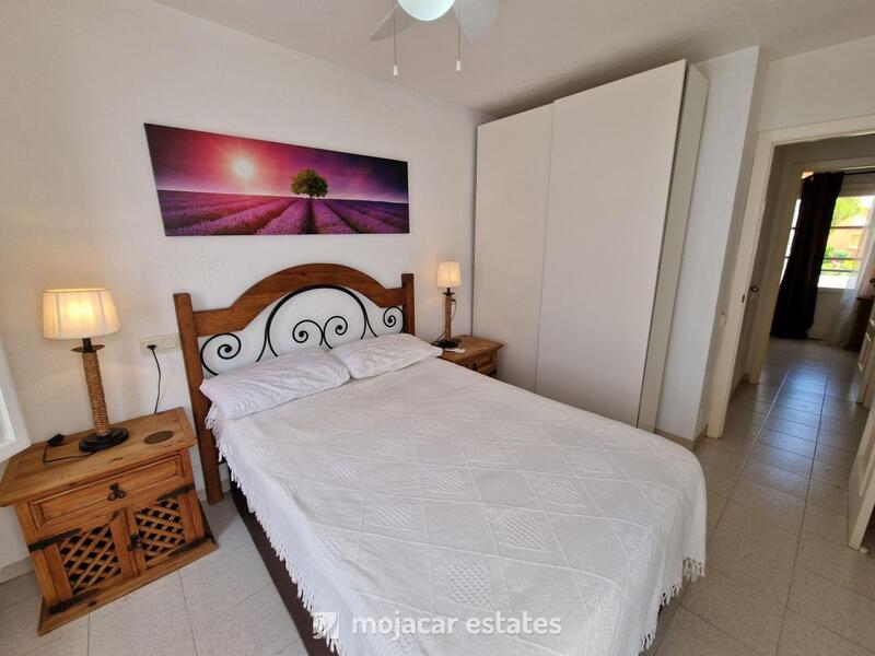 2 bedroom Townhouse for sale