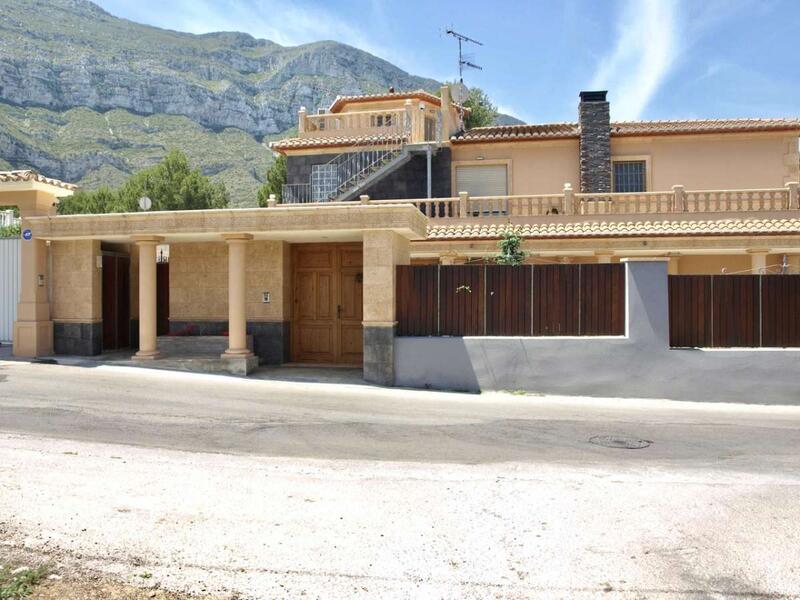 11 soverom Villa til salgs