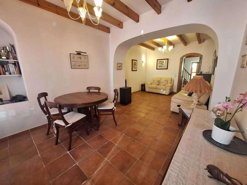 Cave House for sale in Jalón, Alicante