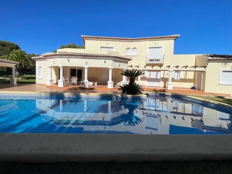 7 chambre Villa à vendre