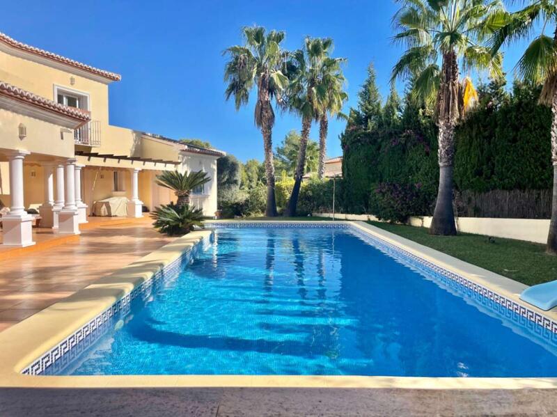 7 chambre Villa à vendre