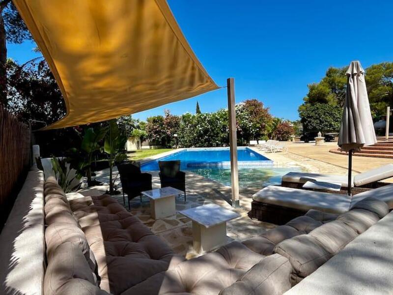 6 Cuarto Villa en venta