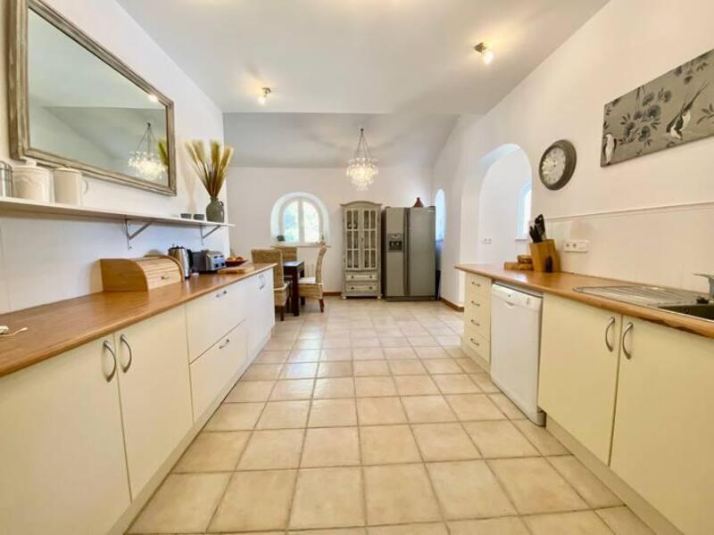 6 Cuarto Villa en venta
