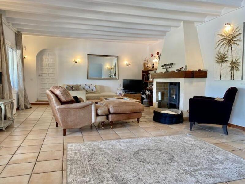 6 Cuarto Villa en venta