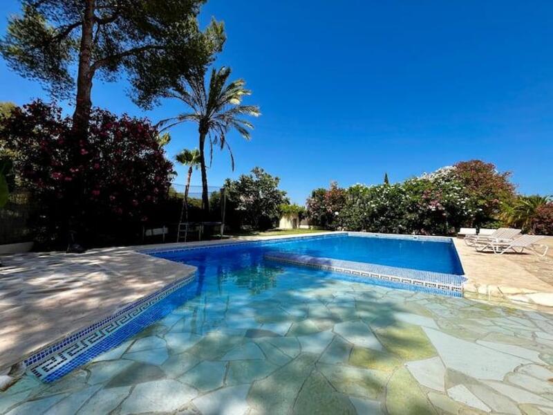 6 Cuarto Villa en venta