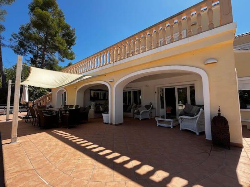 6 Cuarto Villa en venta
