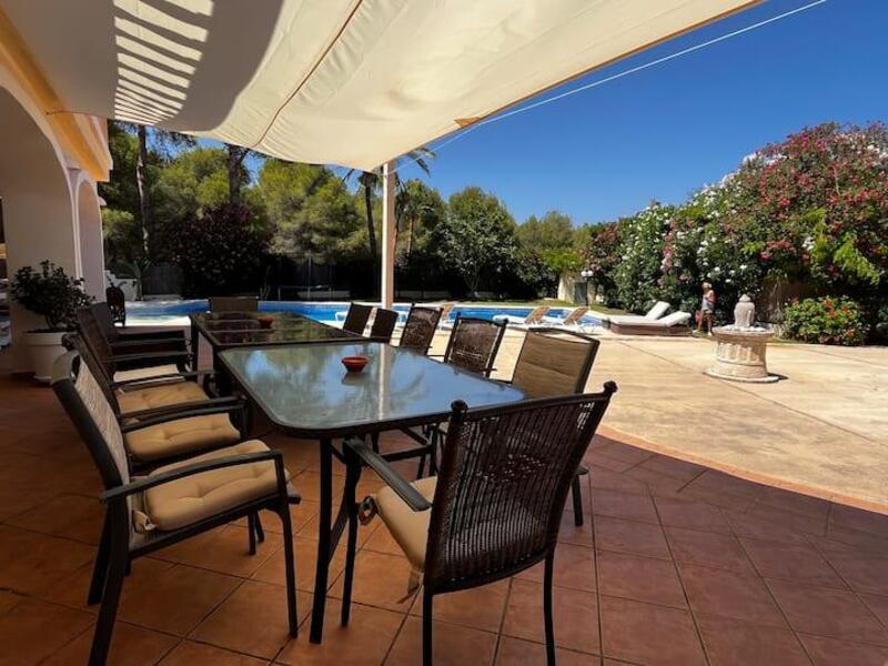 6 Cuarto Villa en venta