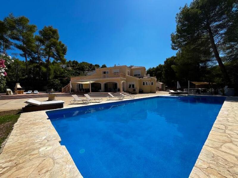 6 Cuarto Villa en venta