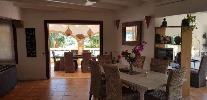 4 Cuarto Villa en venta
