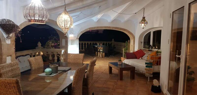 4 Cuarto Villa en venta