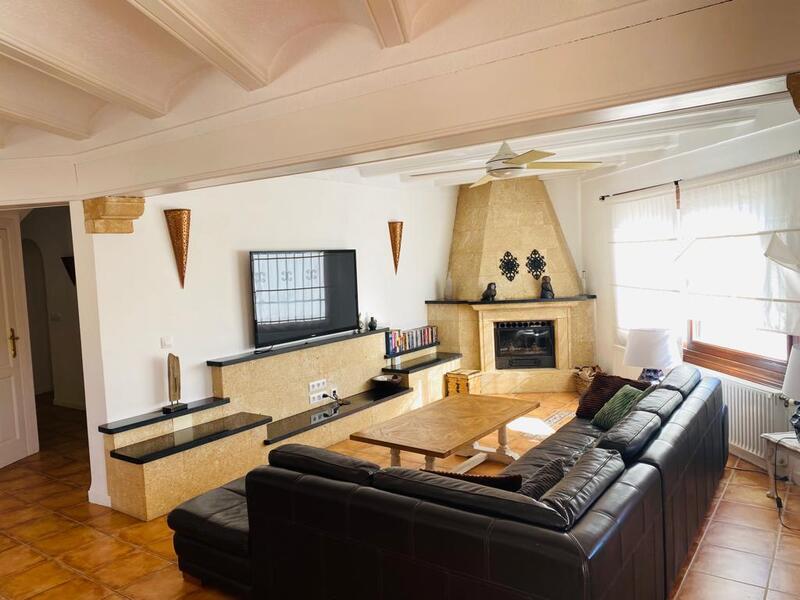 4 Cuarto Villa en venta