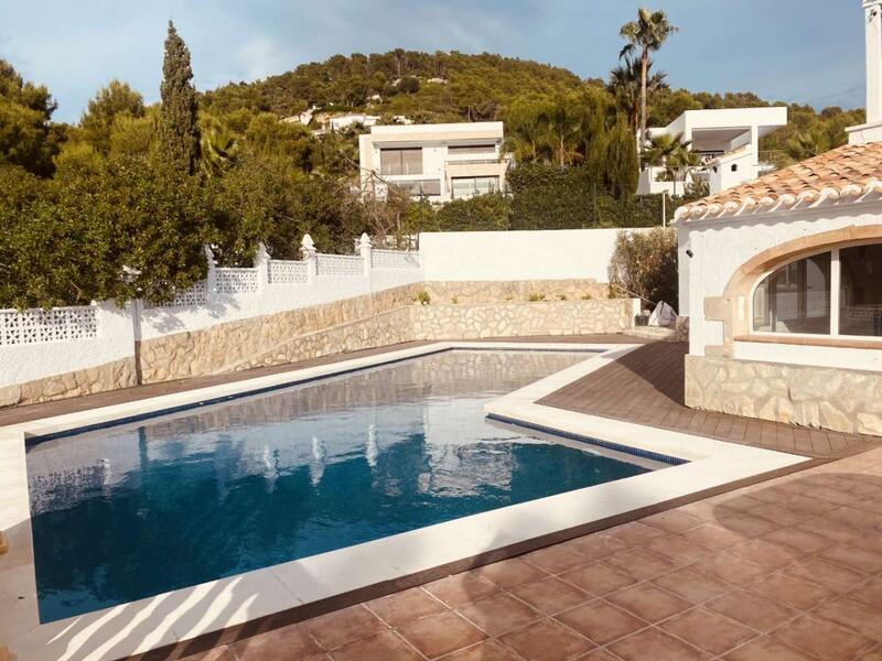 4 Cuarto Villa en venta