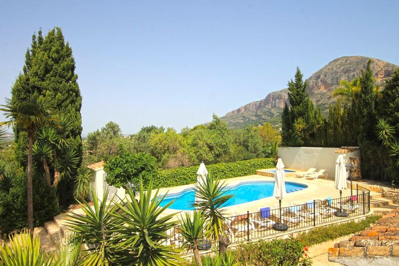 10 chambre Villa à vendre