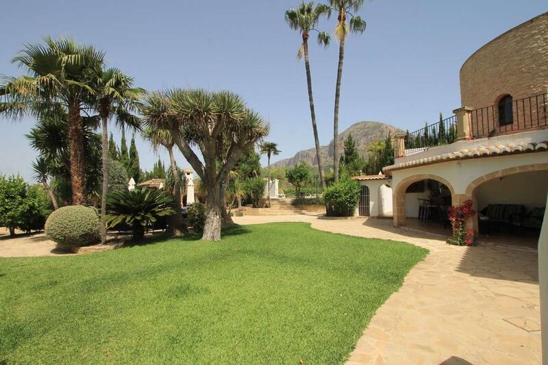 10 chambre Villa à vendre