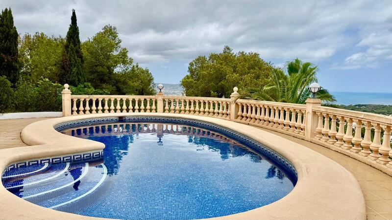 5 bedroom Villa for sale