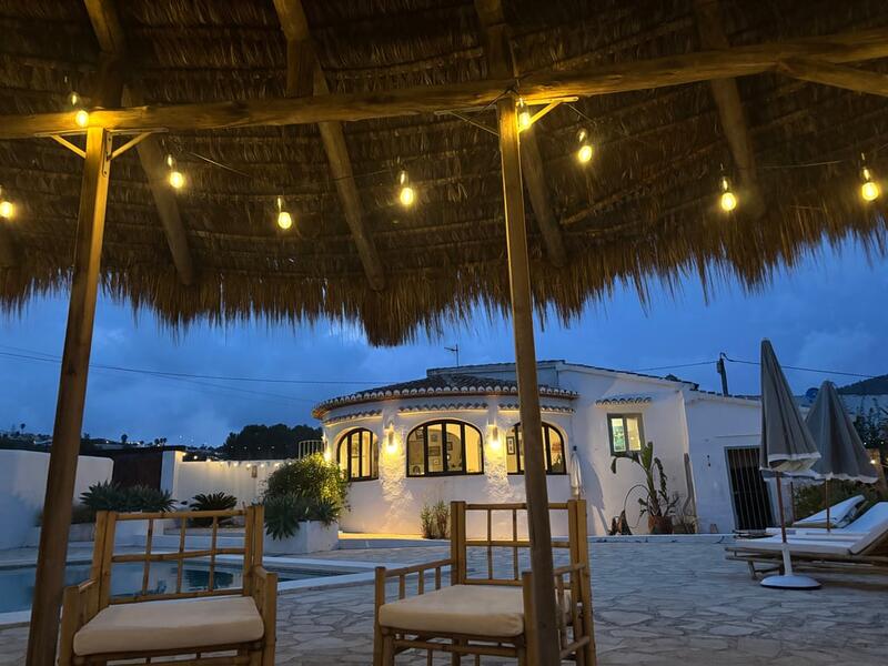 Villa for sale in El/Benitachell Poble Nou de Benitatxell, Alicante