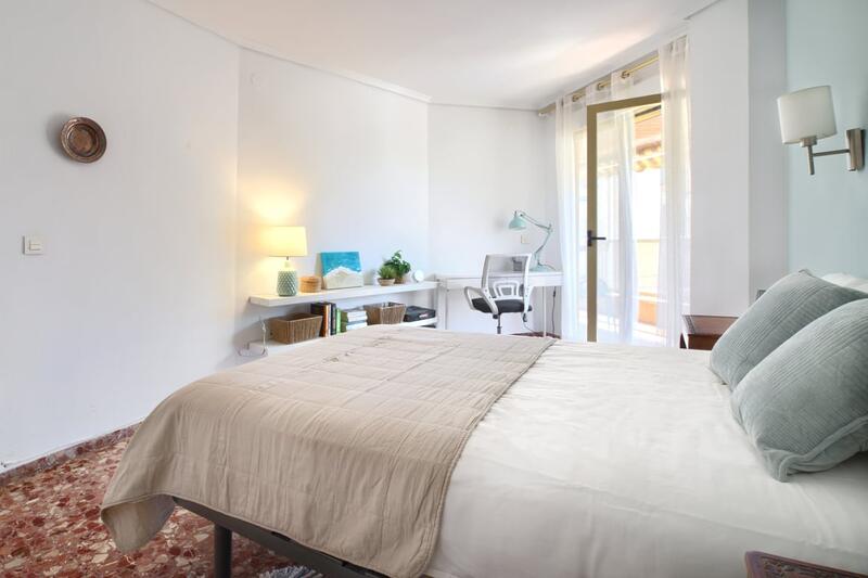 3 bedroom Apartment for Long Term Rent