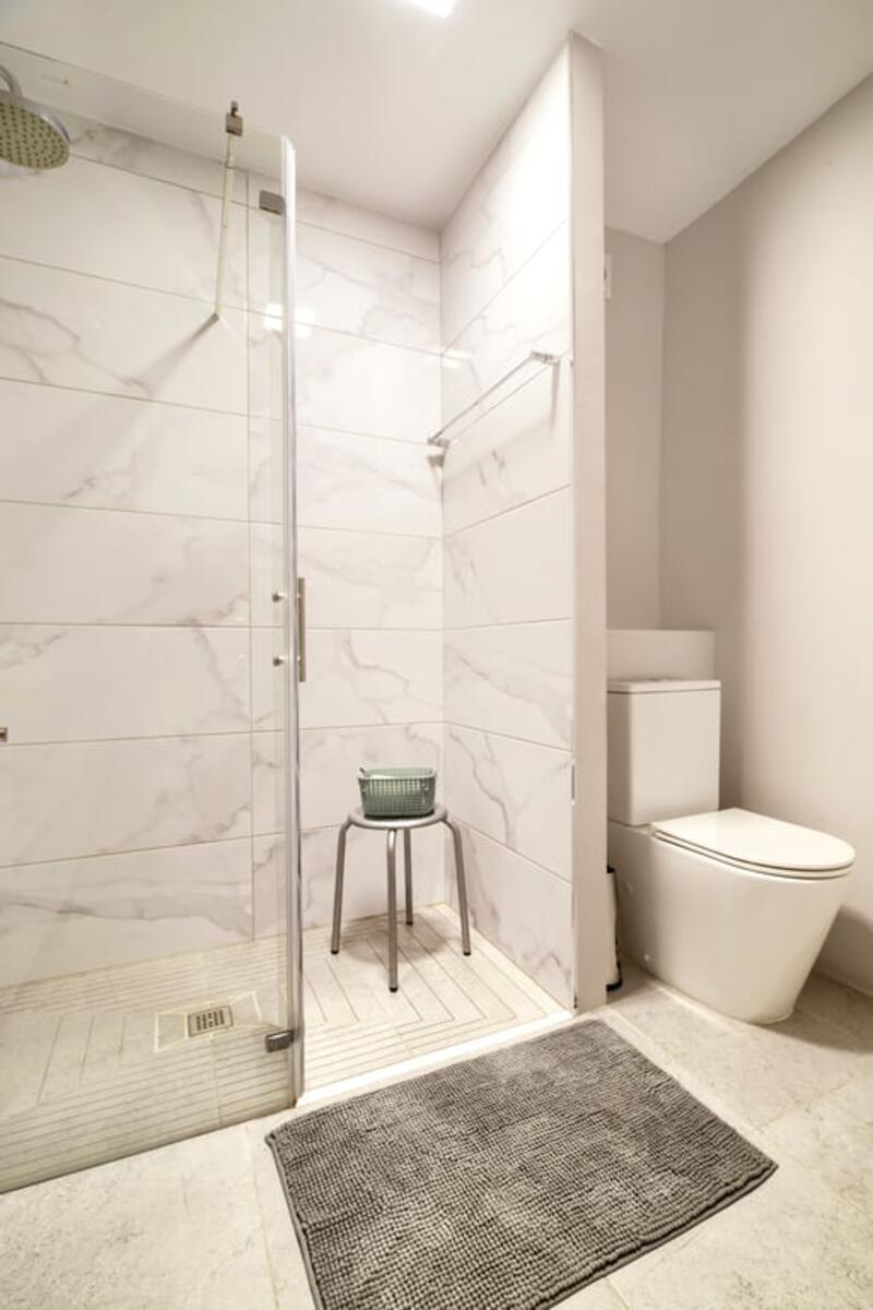 3 bedroom Apartment for Long Term Rent