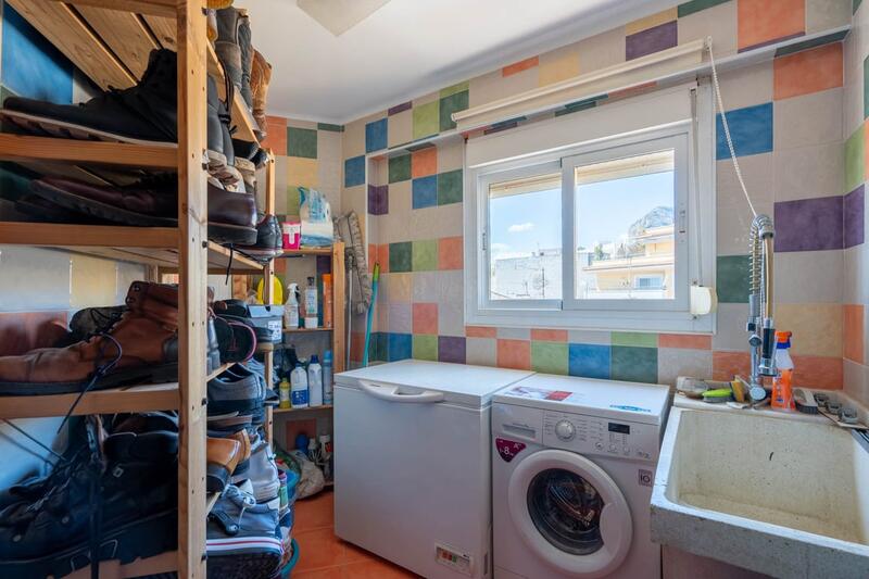 5 bedroom Apartment for sale