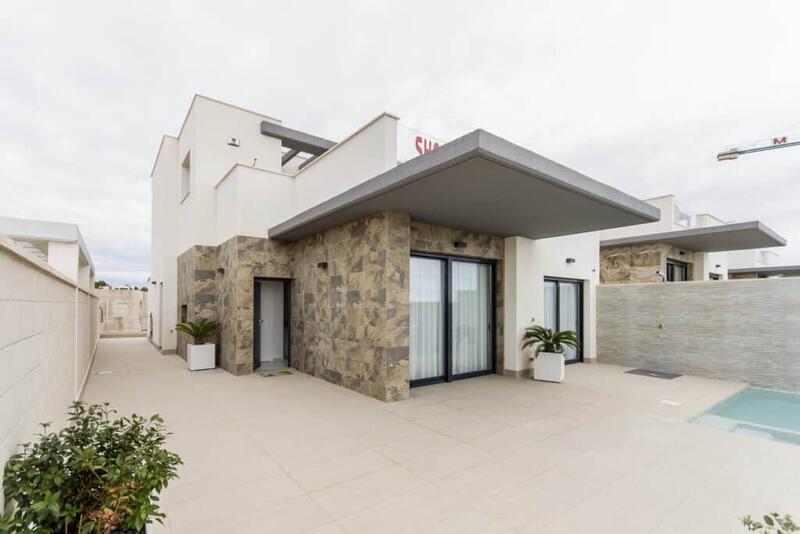 Villa for sale in San Miguel de Salinas, Alicante