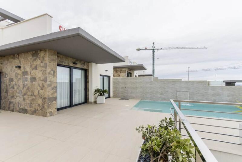 Villa for sale in San Miguel de Salinas, Alicante