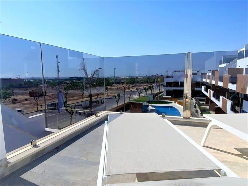 Apartamento en venta en Pilar de la Horadada, Alicante